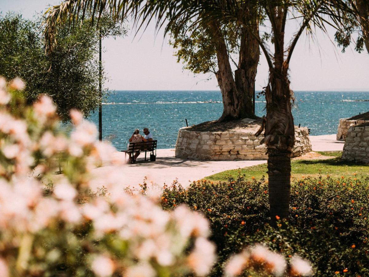 The Salnik Beach Apartment Λεμεσός Εξωτερικό φωτογραφία